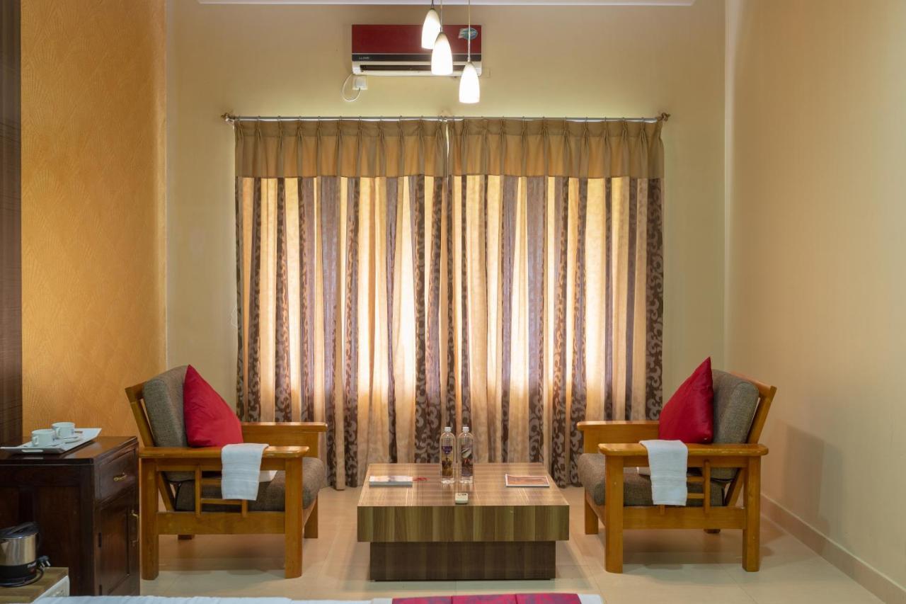 Māvingundi Kstdc Hotel Mayura Gerusoppa, Jogfalls מראה חיצוני תמונה
