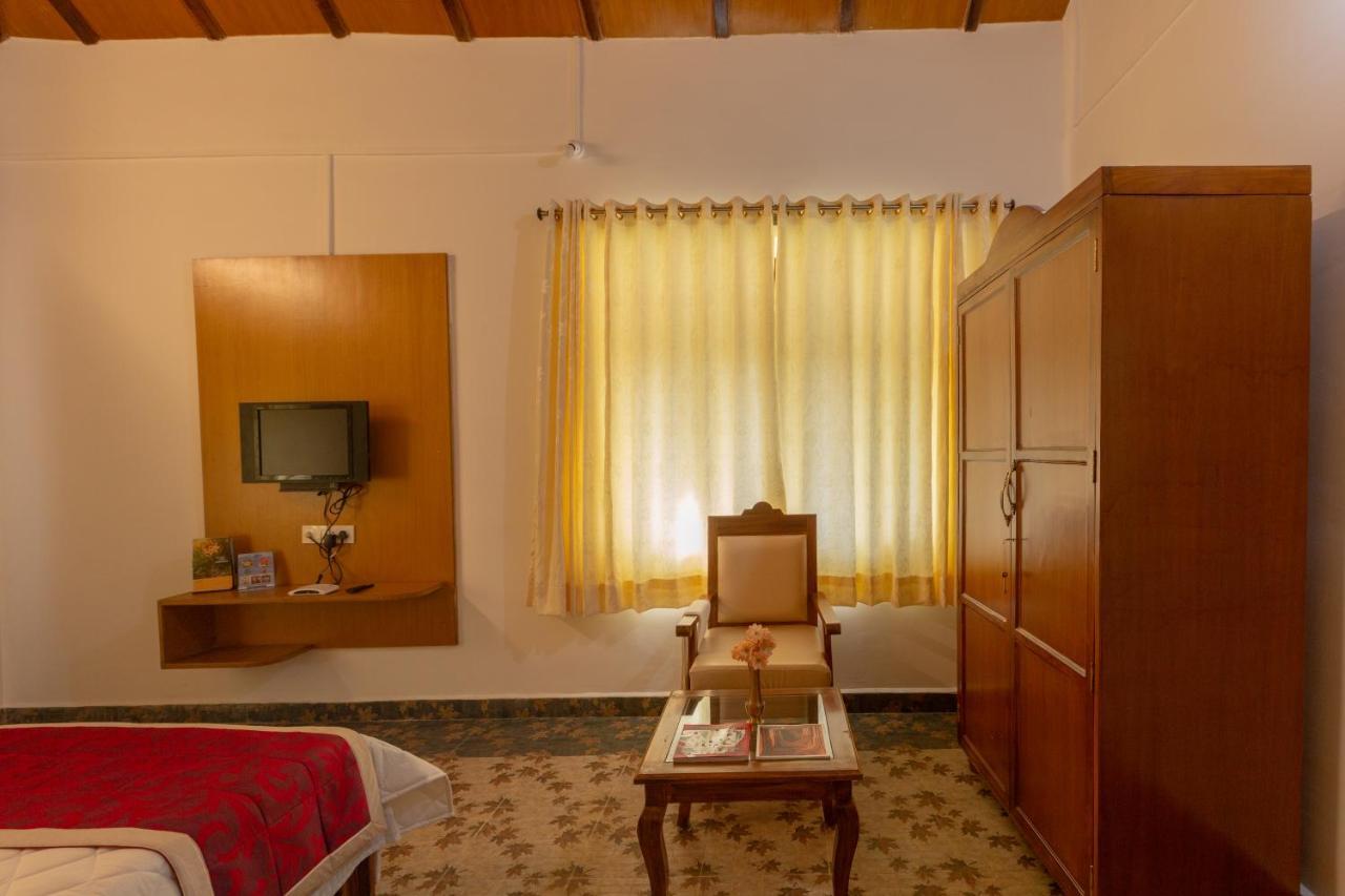 Māvingundi Kstdc Hotel Mayura Gerusoppa, Jogfalls מראה חיצוני תמונה