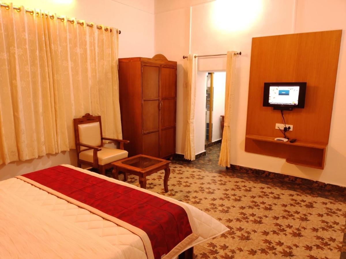 Māvingundi Kstdc Hotel Mayura Gerusoppa, Jogfalls מראה חיצוני תמונה
